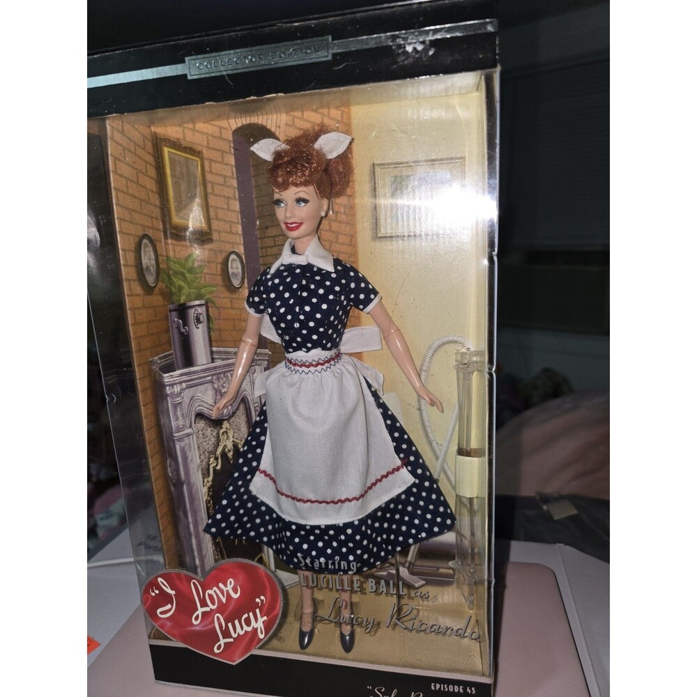 Barbie I Love Lucy Doll "Sales Resistance" Episode #45 Mattel 2004